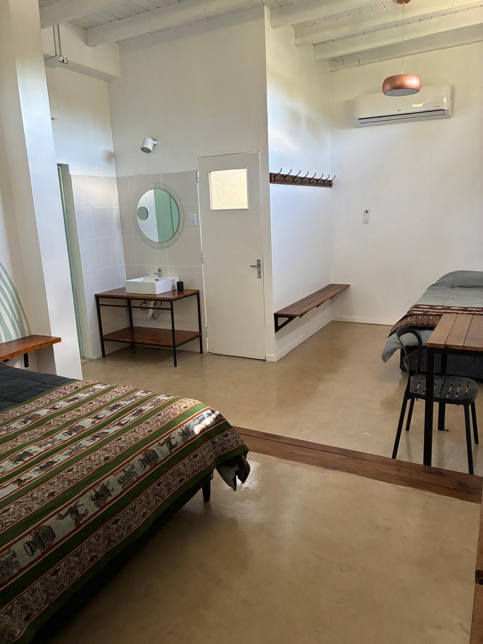 Quarto com banheiro privado